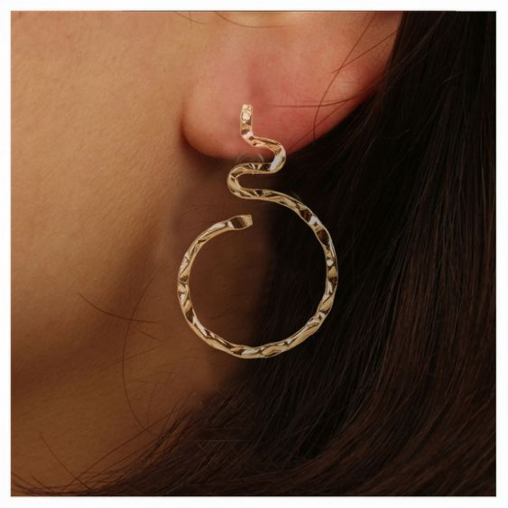 Golden Vintage earrings ❤️